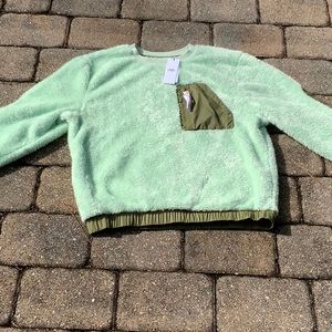 NEW WITH TAGS UGG NIKO SHERPA CREW NECK, SIZE LARGE